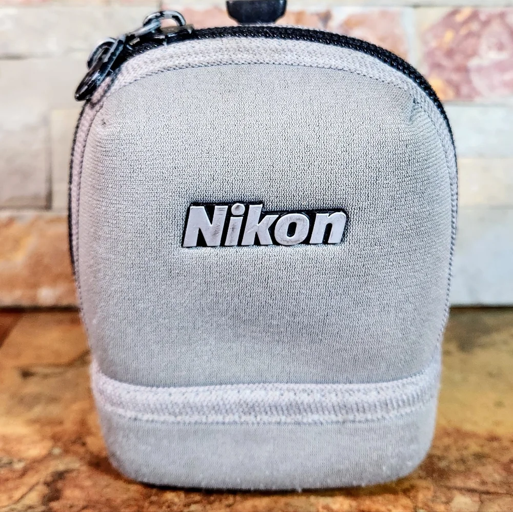Genuine Nikon Cool Pix Small Soft Gray Case / Bag • Zipper Closure Works Good •